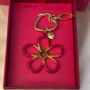 Betsey Johnson Pink, Orange, Yellow Ombre Open Frame Daisy Bag Charm Keyring NWT